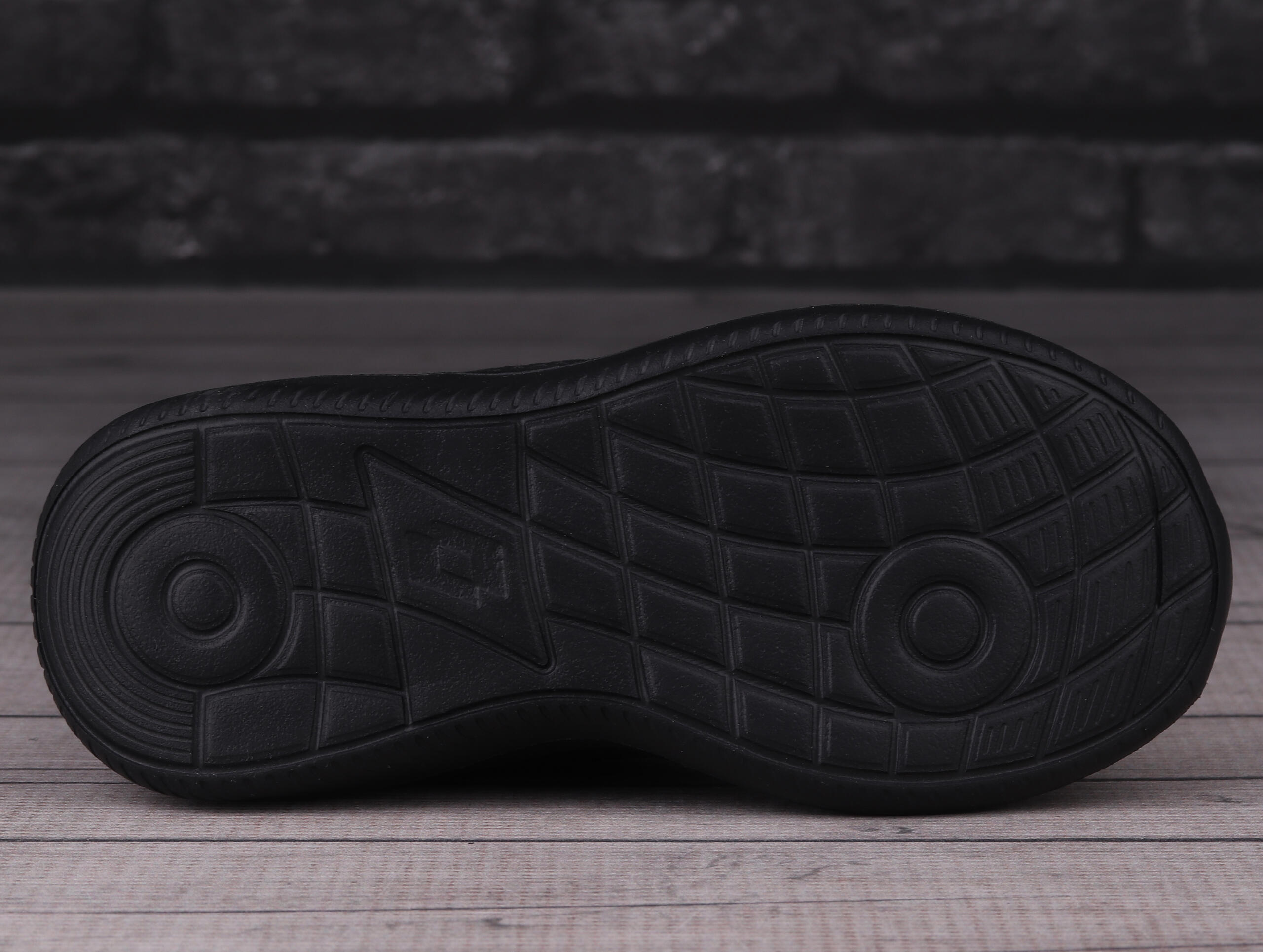 Buty dziecięce sportowe Lotto CONNECT OC K 4/7