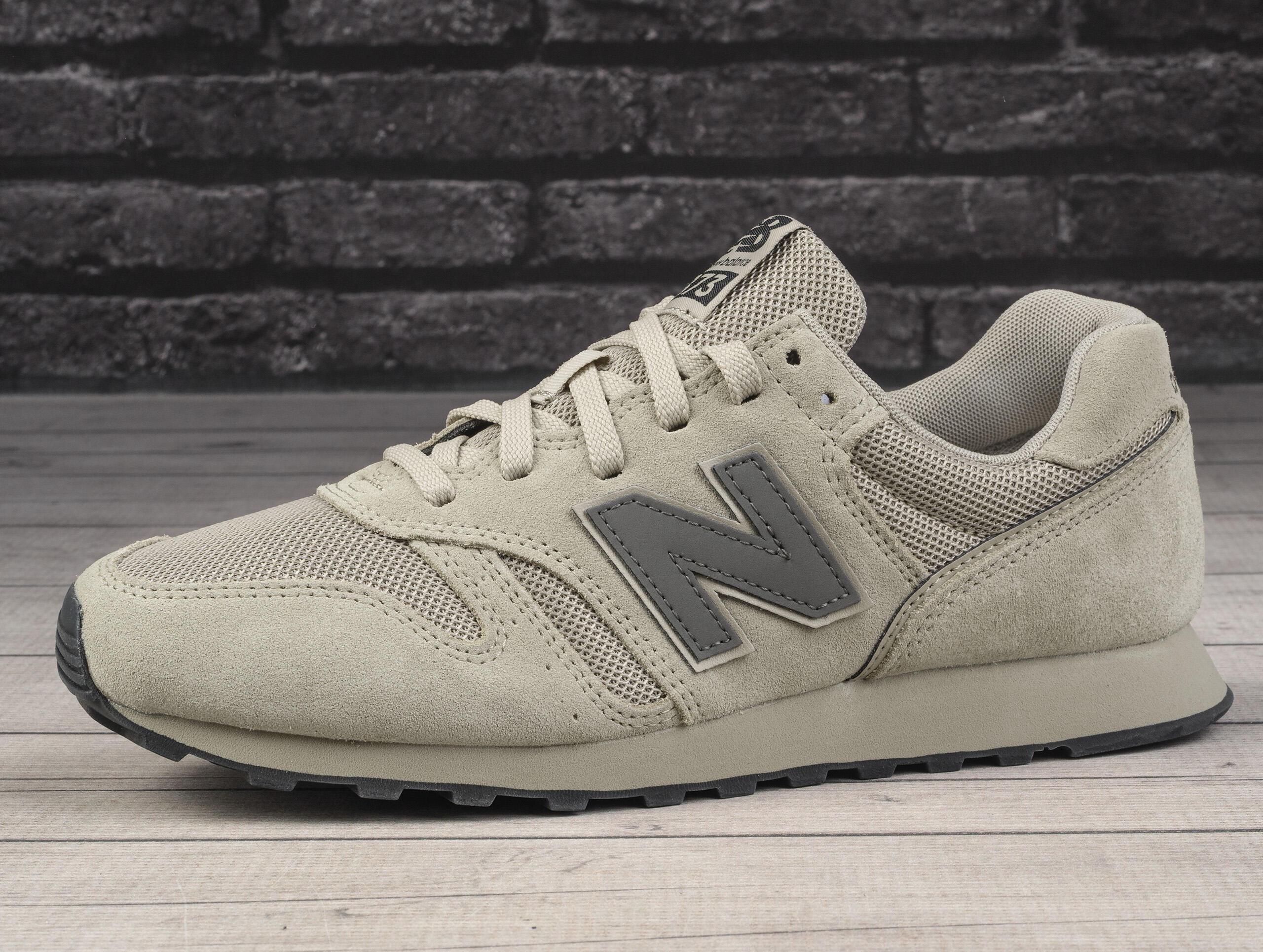 Buty sneakersy męskie sportowe New Balance 3/7