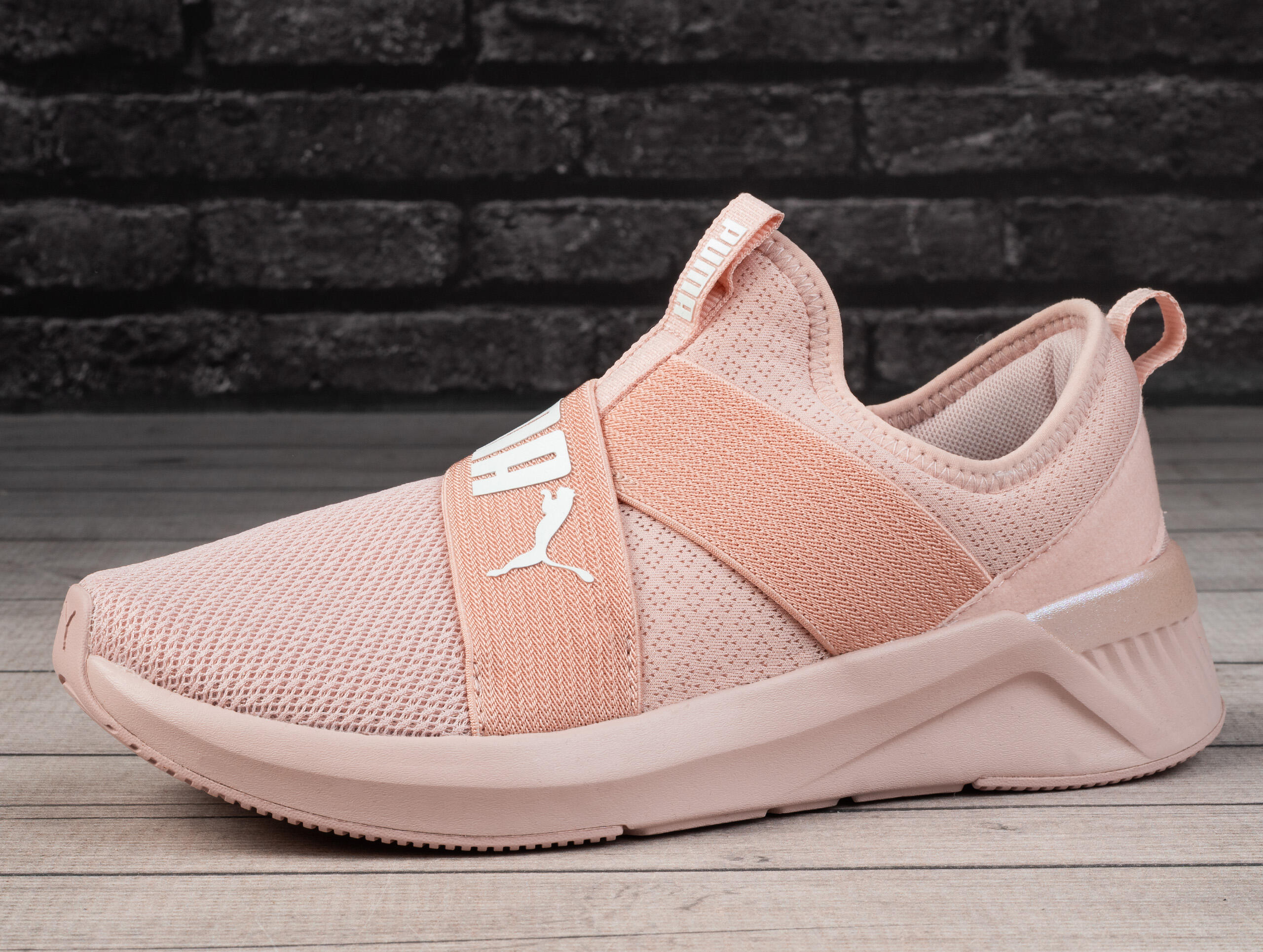 Buty  damskie sportowe Puma SOFTRIDE HARLI SLIP TC WNS 3/7