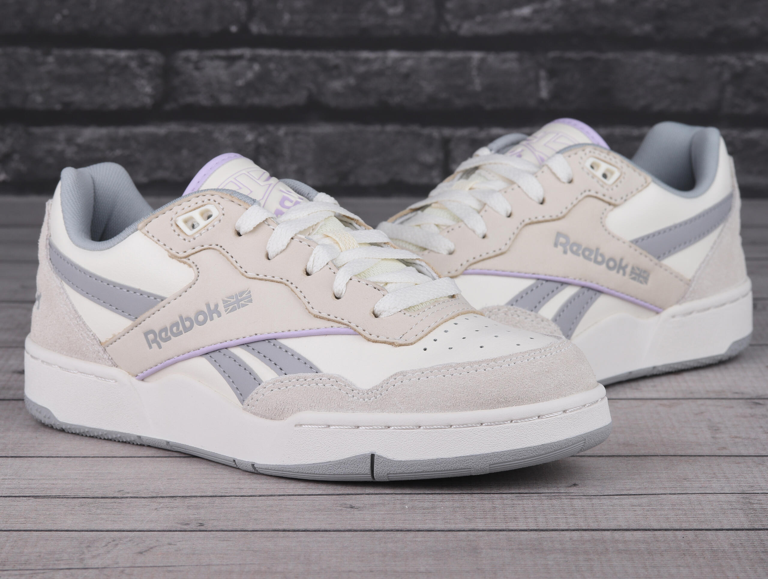 Buty damskie snekarsy Reebok BB 4000