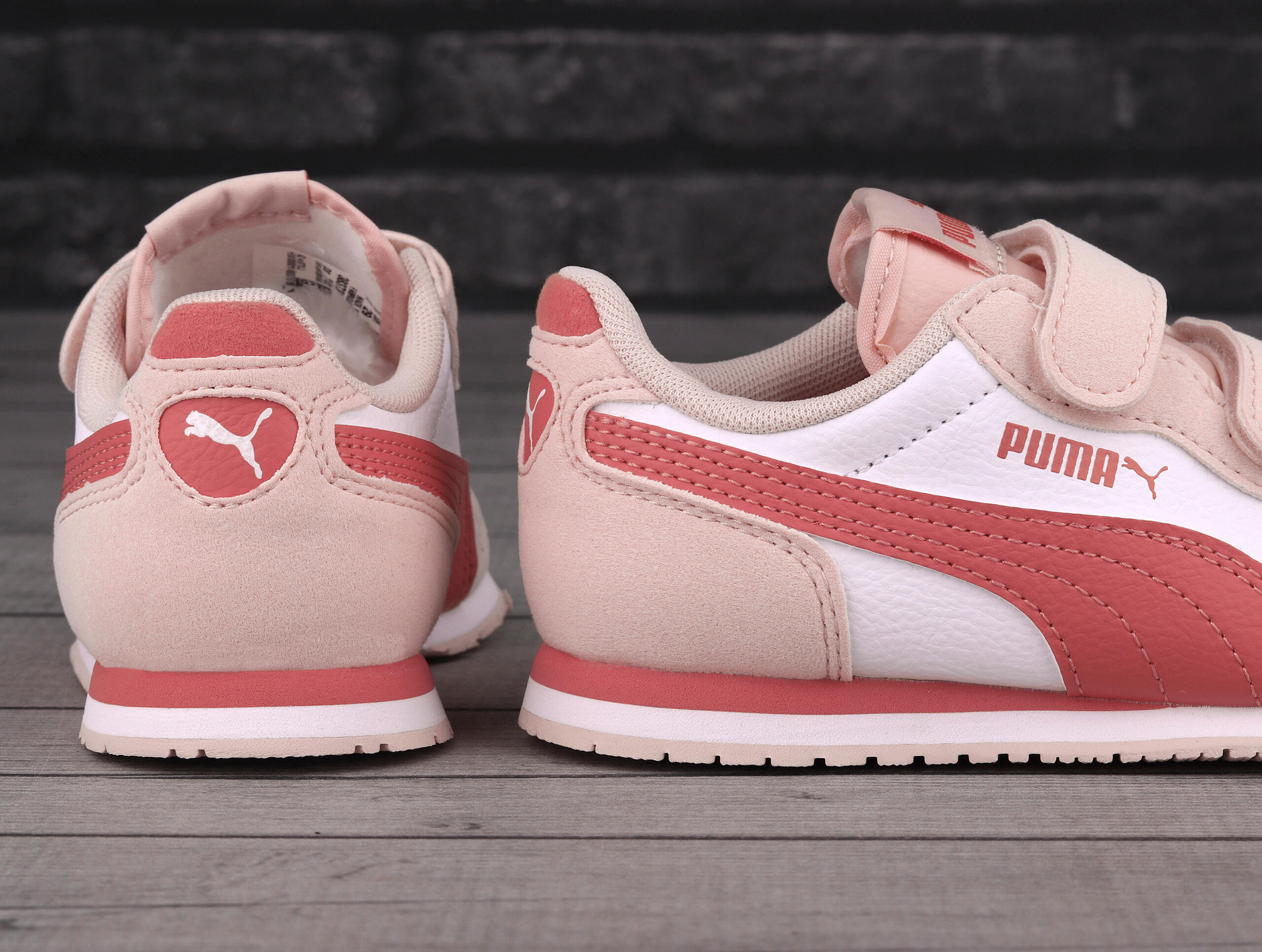 Buty dziecięce sportowe na rzep Puma CABANA 4/7