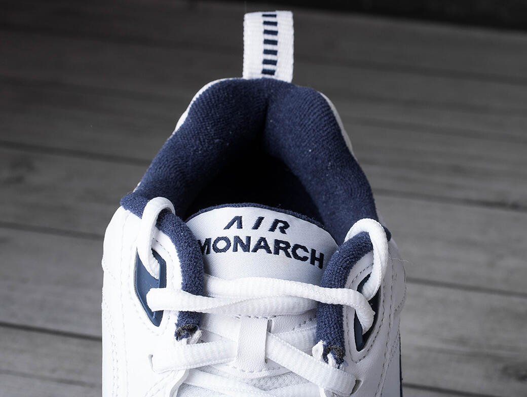 Buty męskie sportowe Nike MONARCH IV 5/6