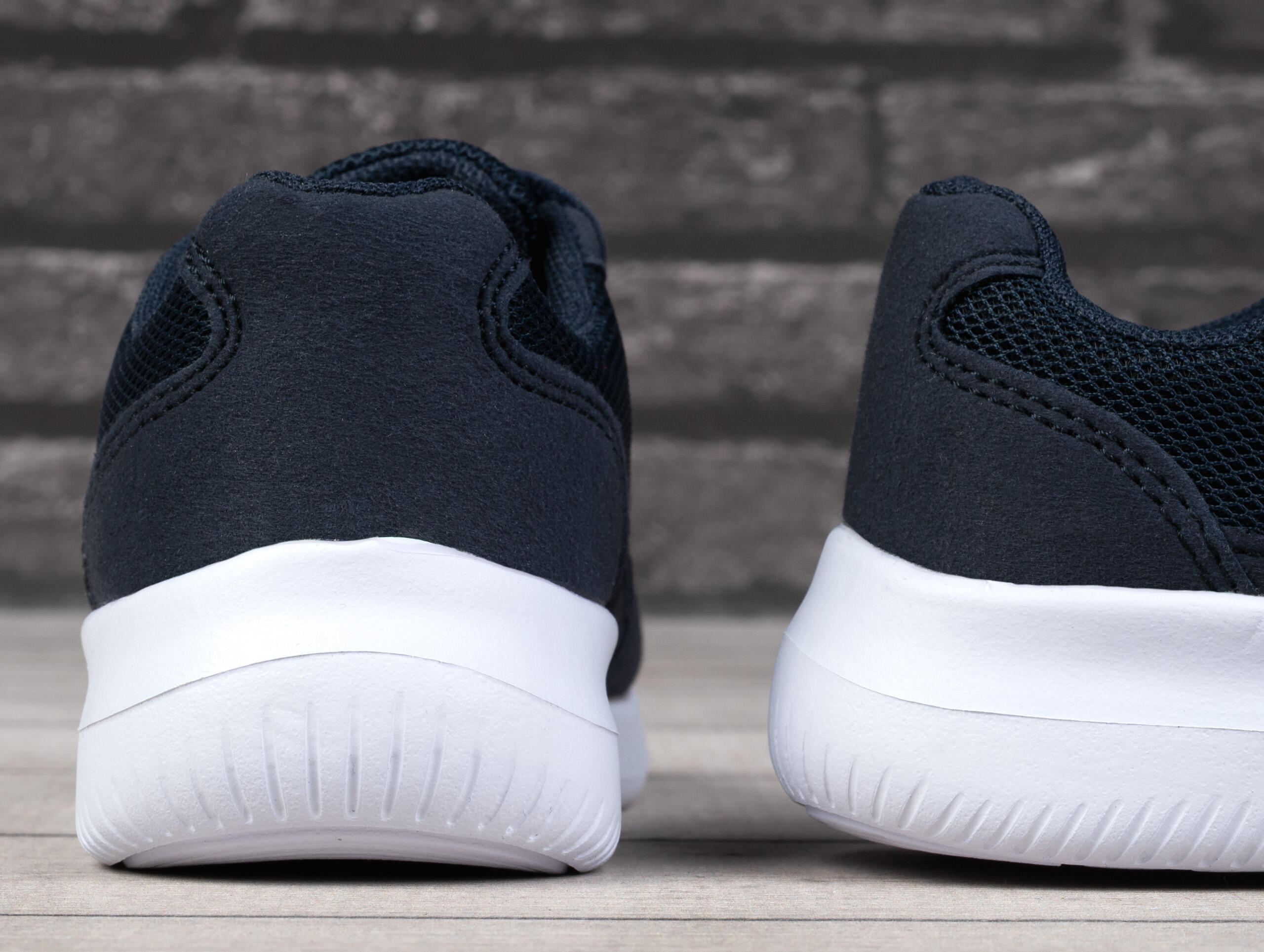 Zapatillas infantiles Lotto con velcro 4/6