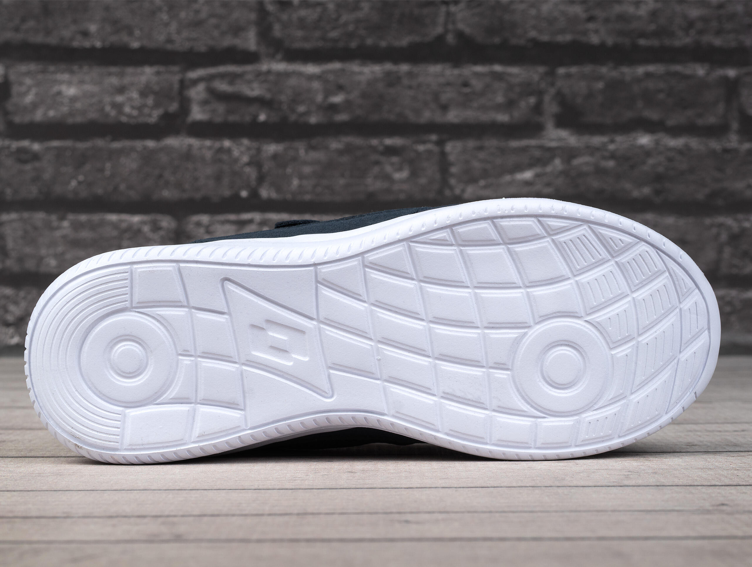Lotto Connect K zapatillas infantiles, mesh reforzado, velcro y elásticos 5/7