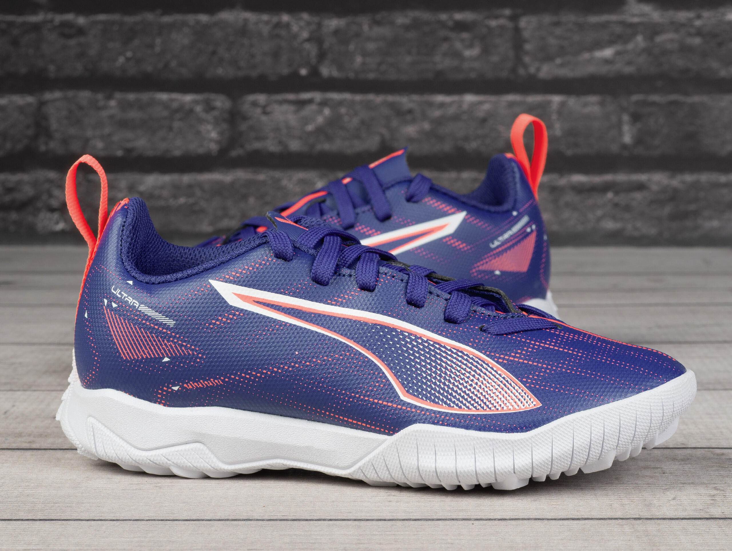Buty dziecięce sportowe turfy Puma ULTRA 5 PLAY TT