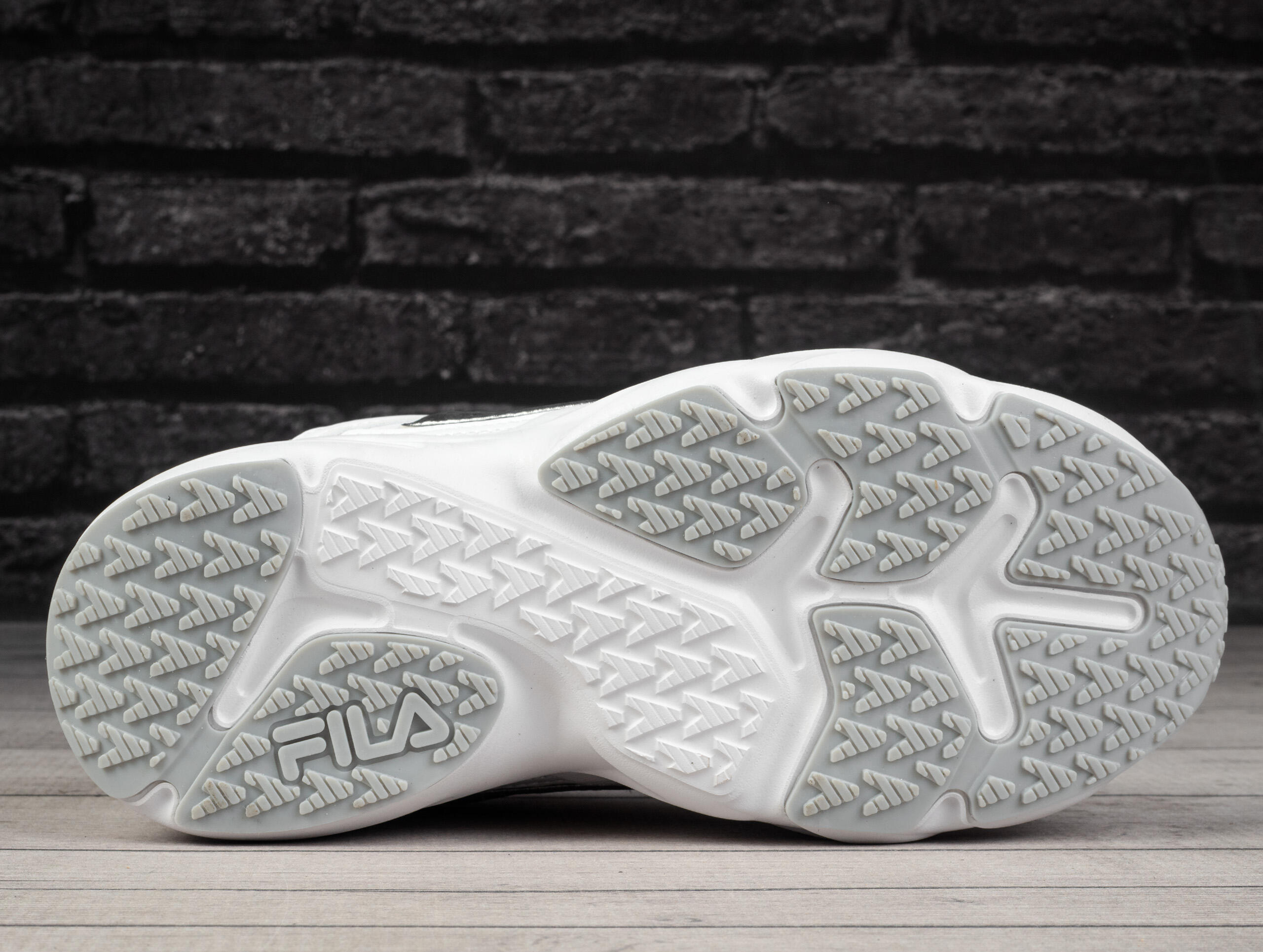 Buty sportowe  sneakersy damskie Fila SKYE ZP WMN 5/6