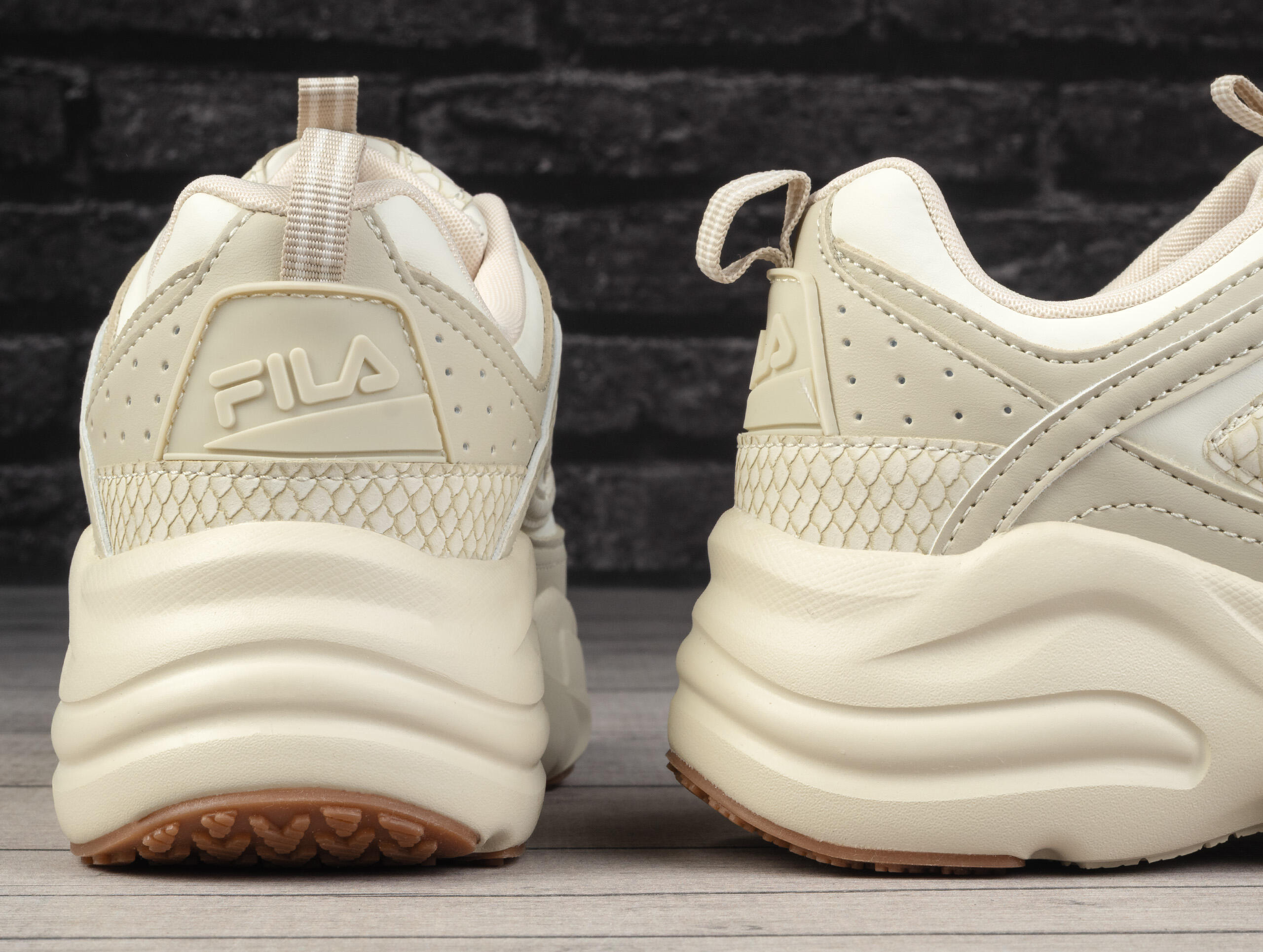 Buty  damskie sneakersy sportowe Fila SKYE ZP A WMN 4/6