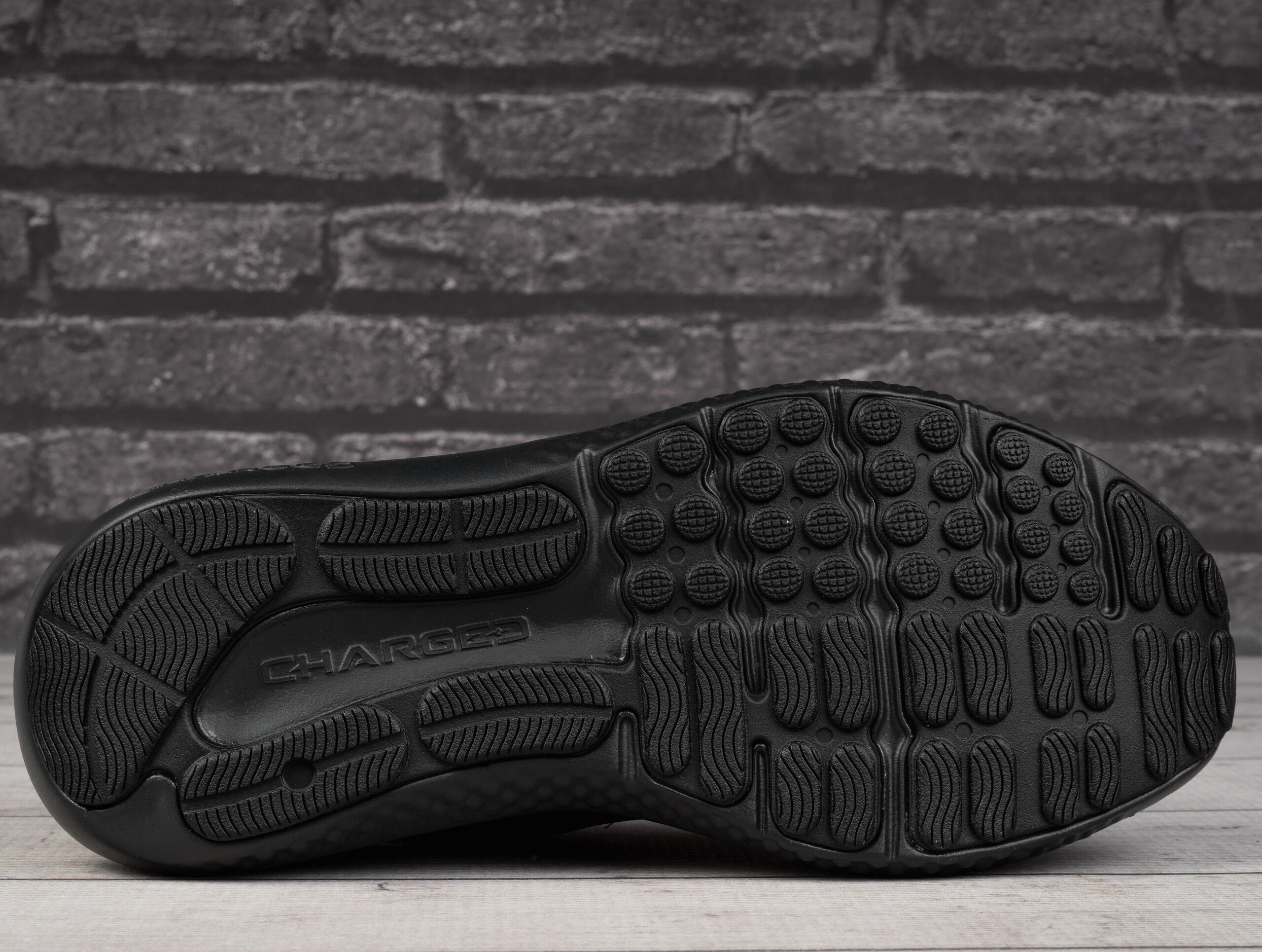 Zapatilla para Running para HOMBRE UNDER ARMOUR SURGE 4 5/7