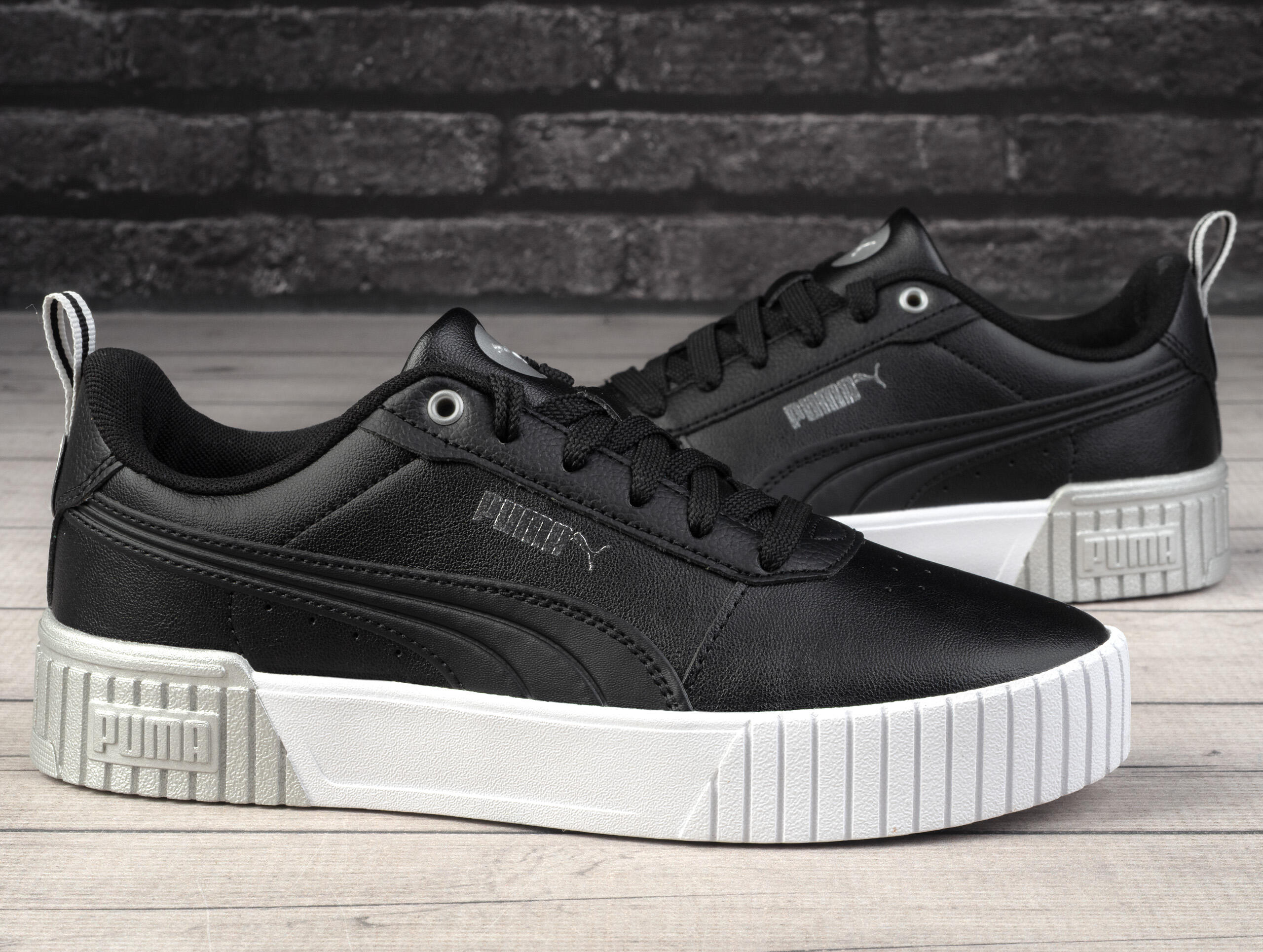 Baskets Puma modèle 397491-02 pour femmes 2/6