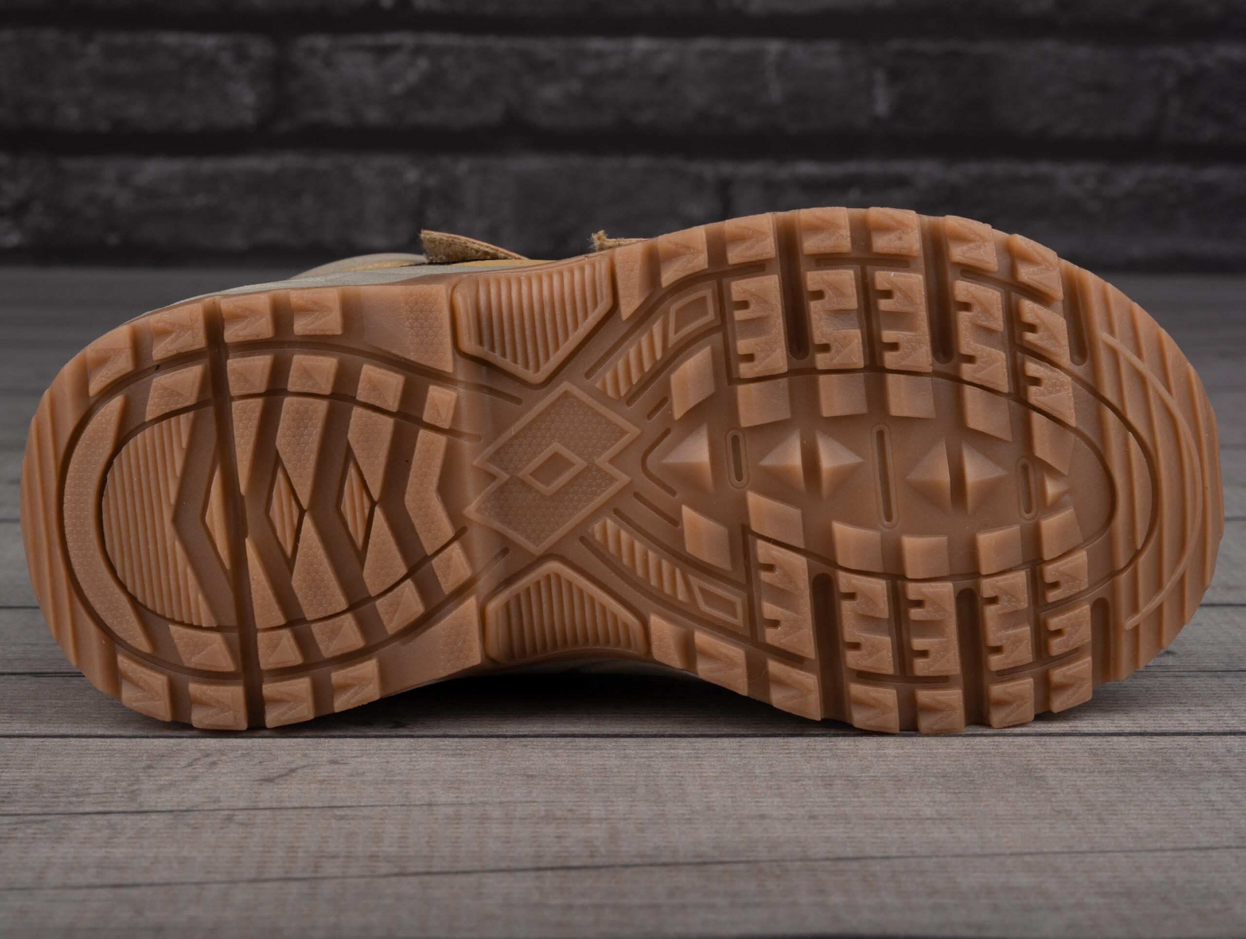 Buty dziecięce zimowe Lotto EVEDAL MID K 5/7