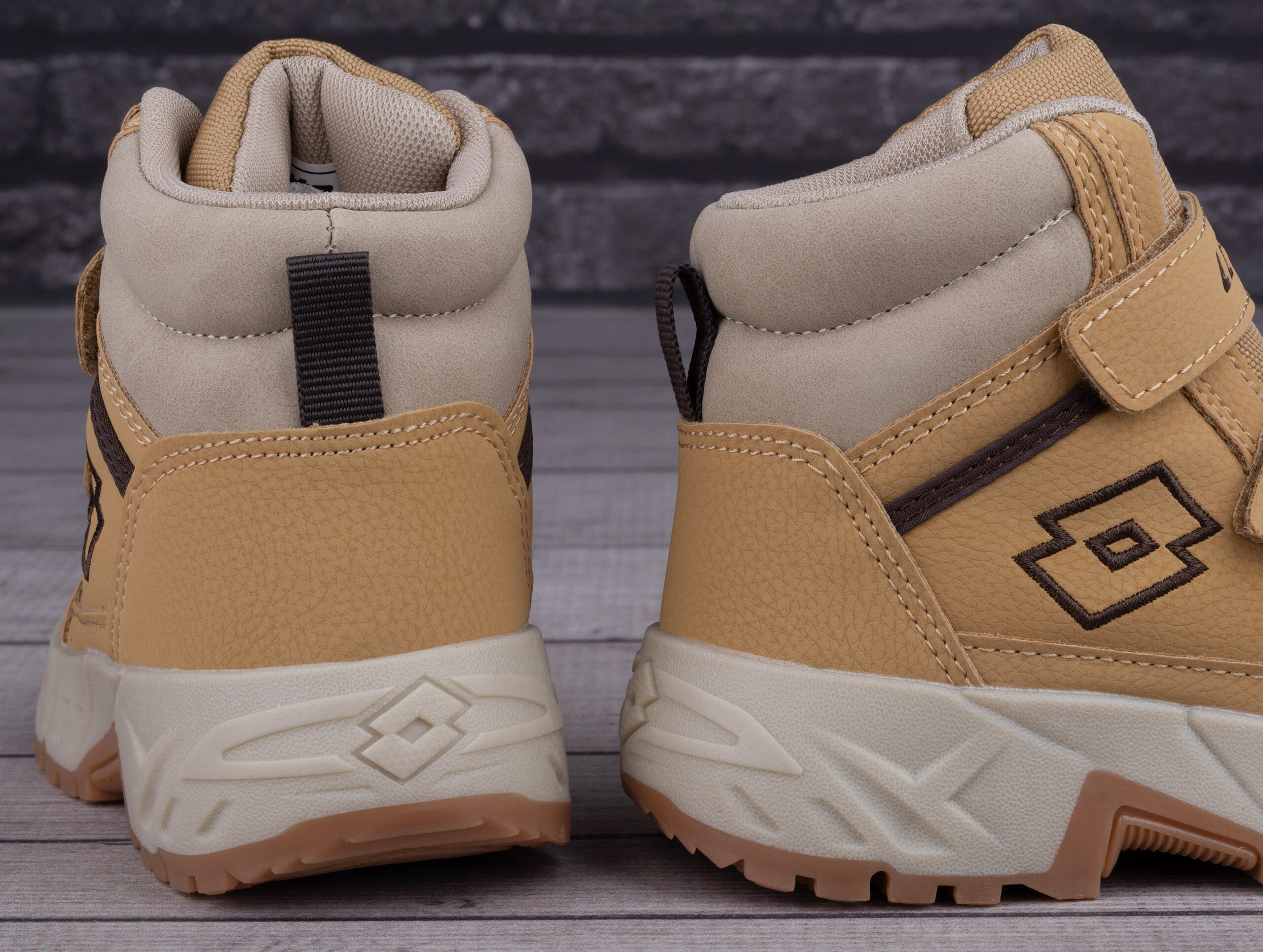 Buty dziecięce zimowe Lotto EVEDAL MID K 4/7