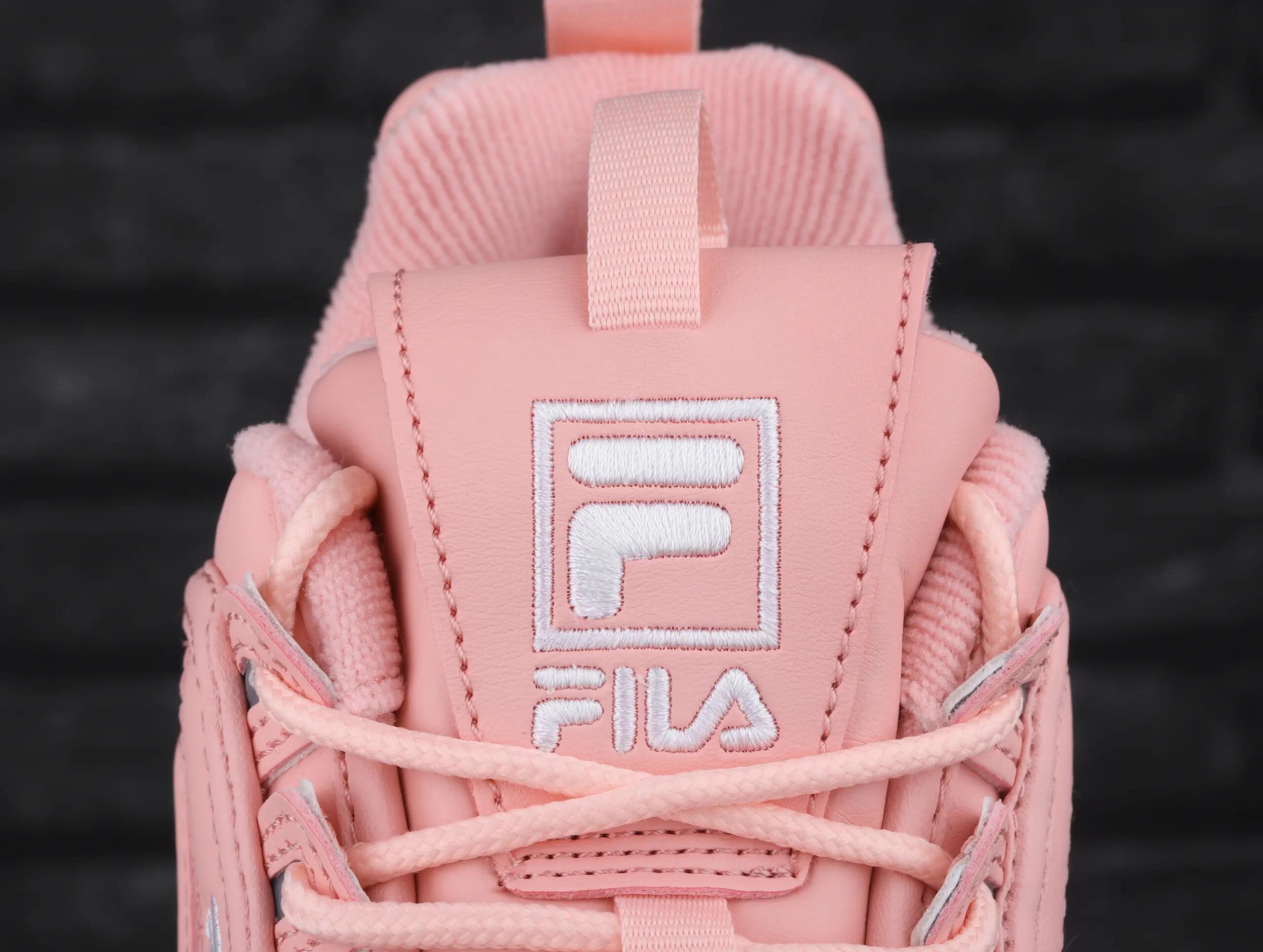 Baskets Fila Modèle Disruptor Low Couleur Rose 5/7