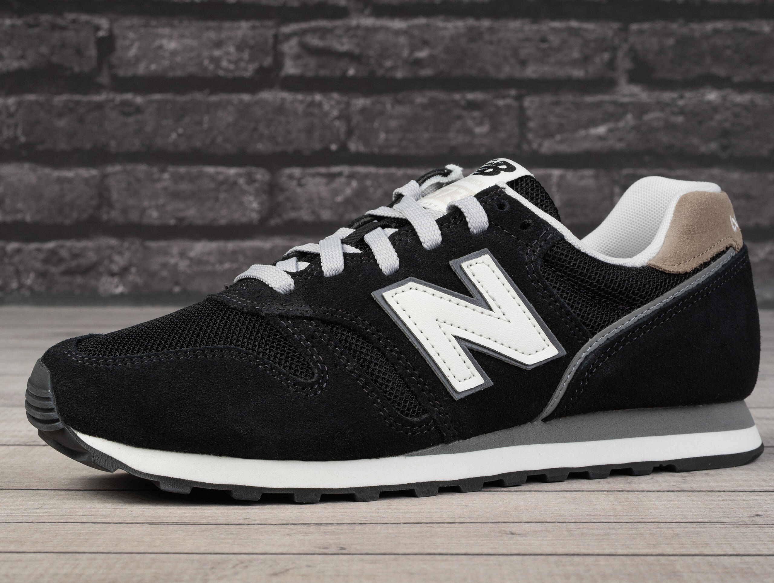 Buty męskie sportowe New Balance 3/7