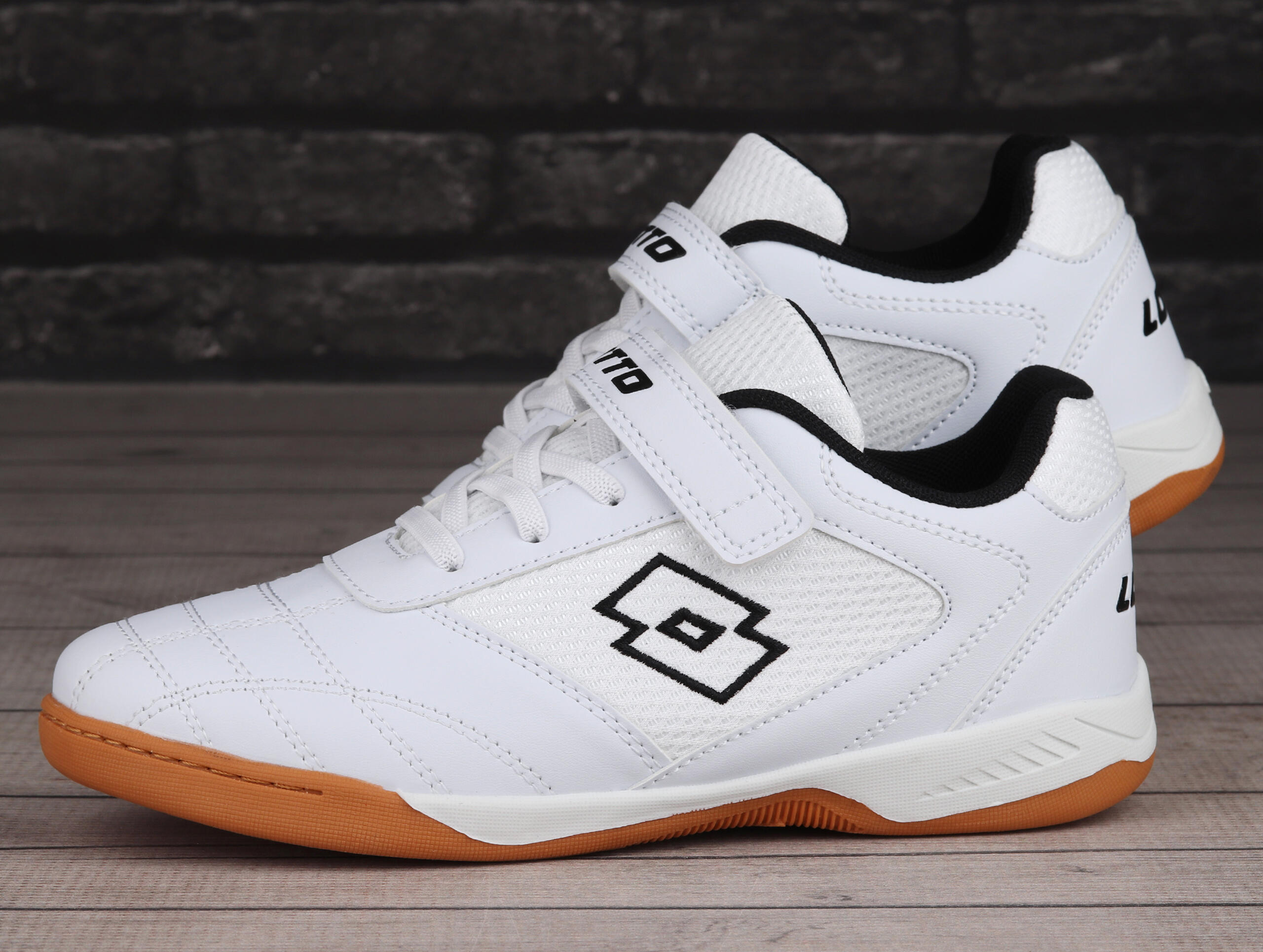 Buty dziecięce sportowe Lotto WHIZZER T 3/7