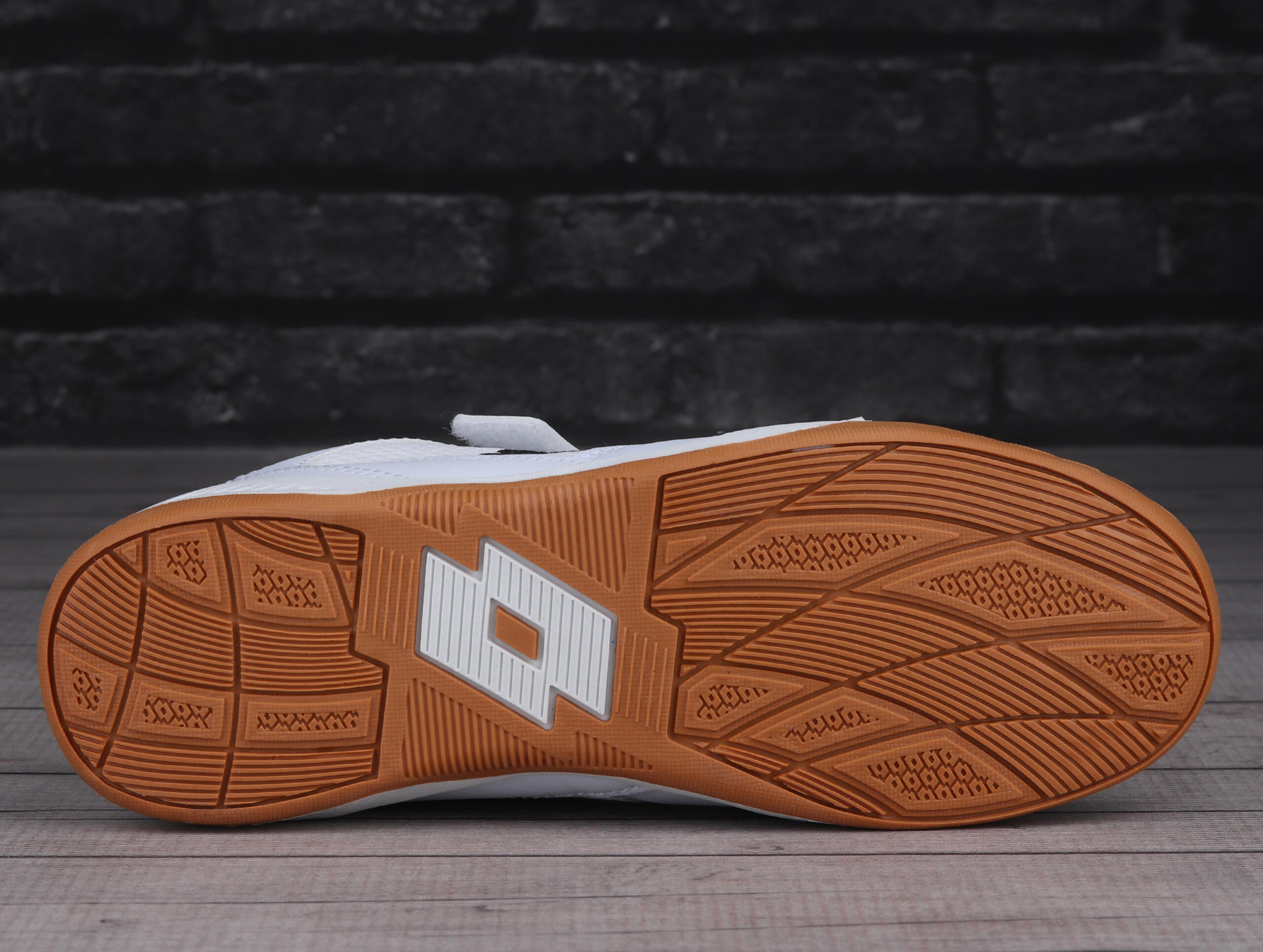 Buty dziecięce sportowe Lotto WHIZZER T 4/7