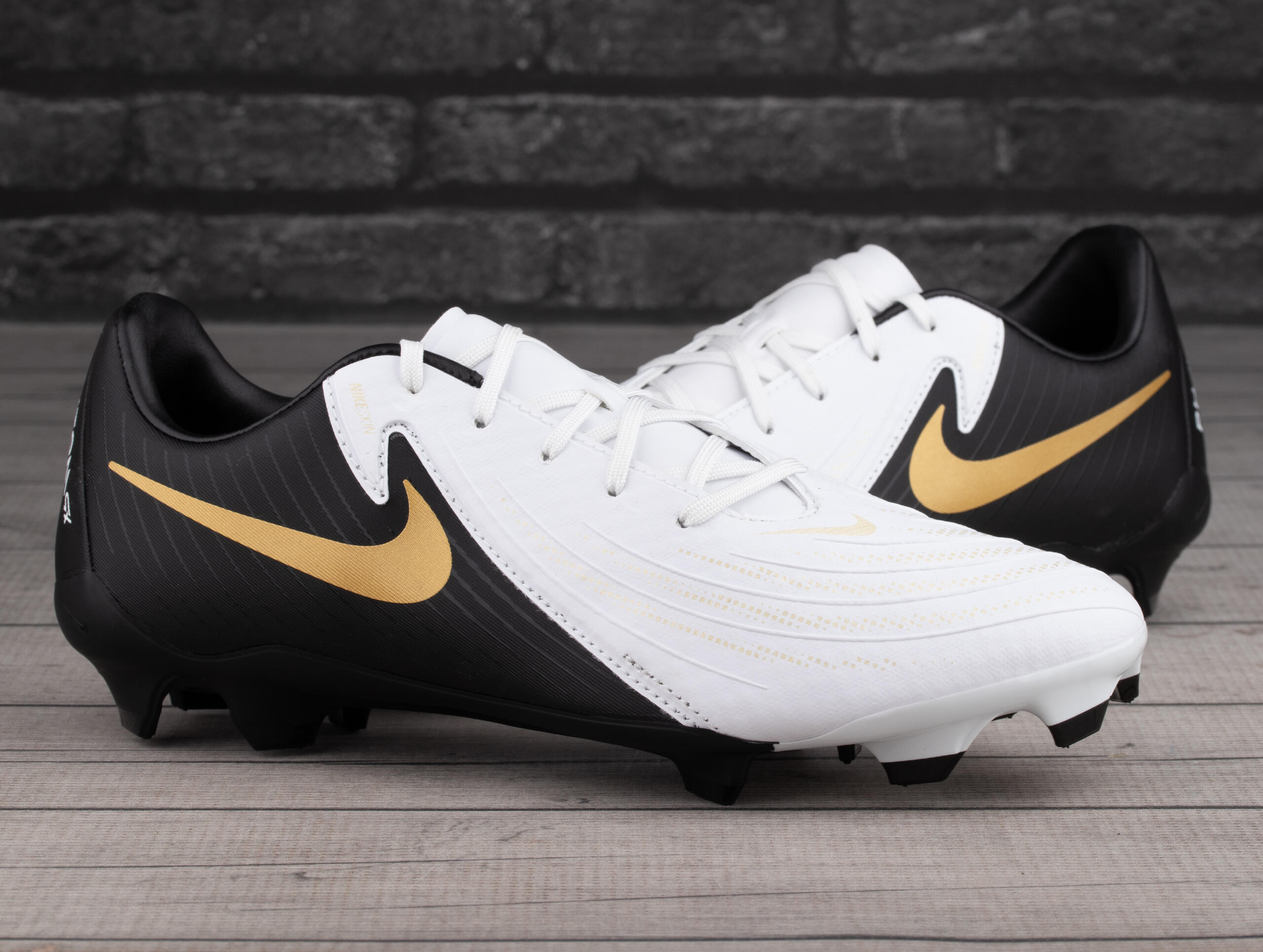 Chuteiras de futebol Nike Phantom Luna Ii FG MG Für Rasen 2/7