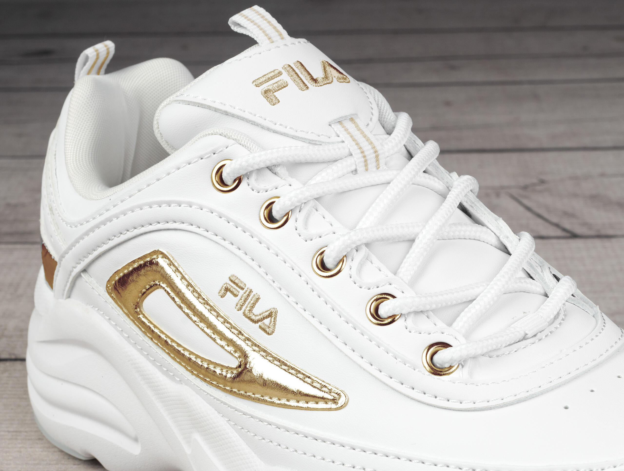 Buty damskie sportowe sneakersy Fila SKYE ZP WMN 5/6