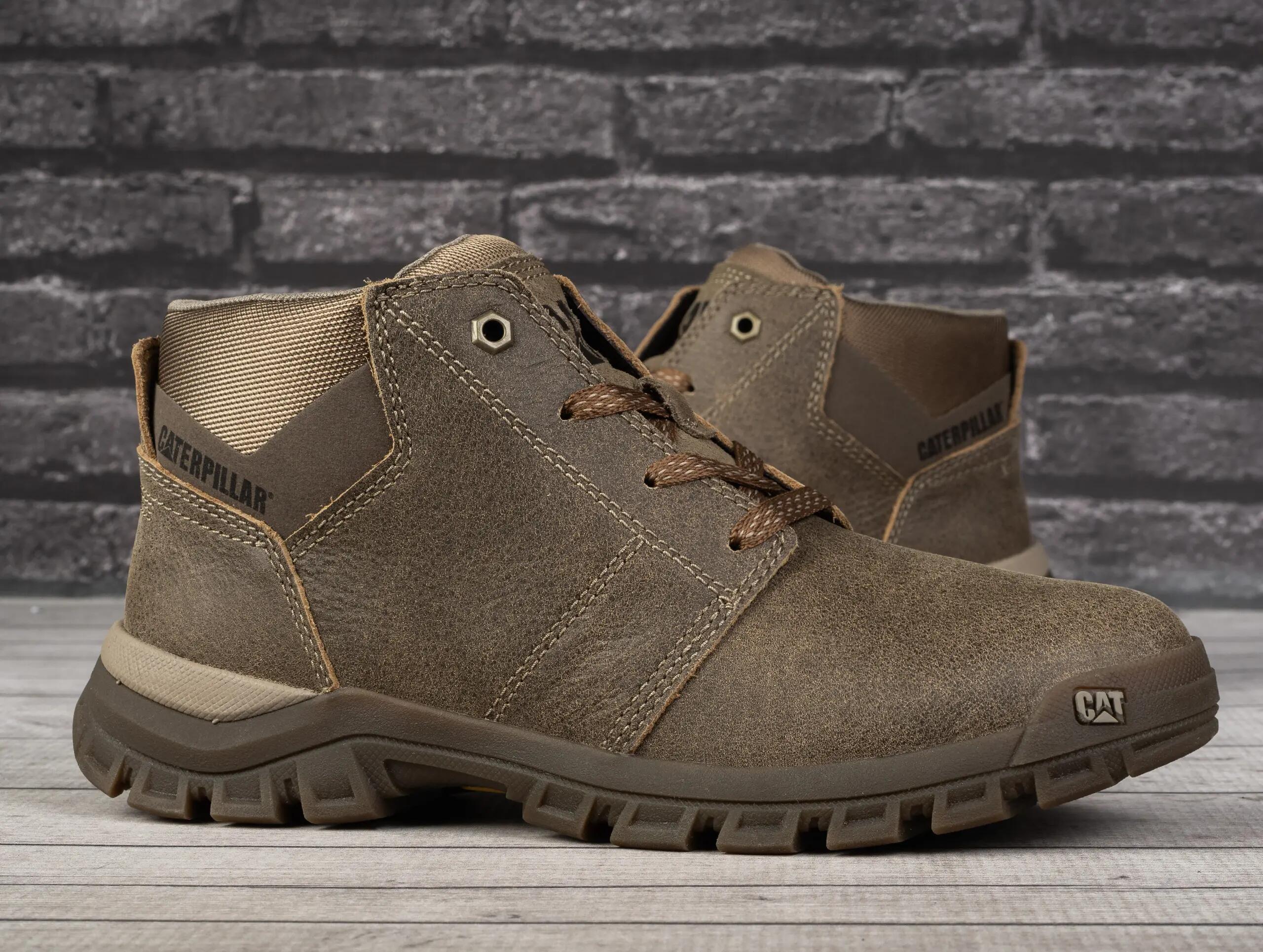 Men's Athletics Leather Chukka Boots - Mid Height, Cushioned, Brown 2/7