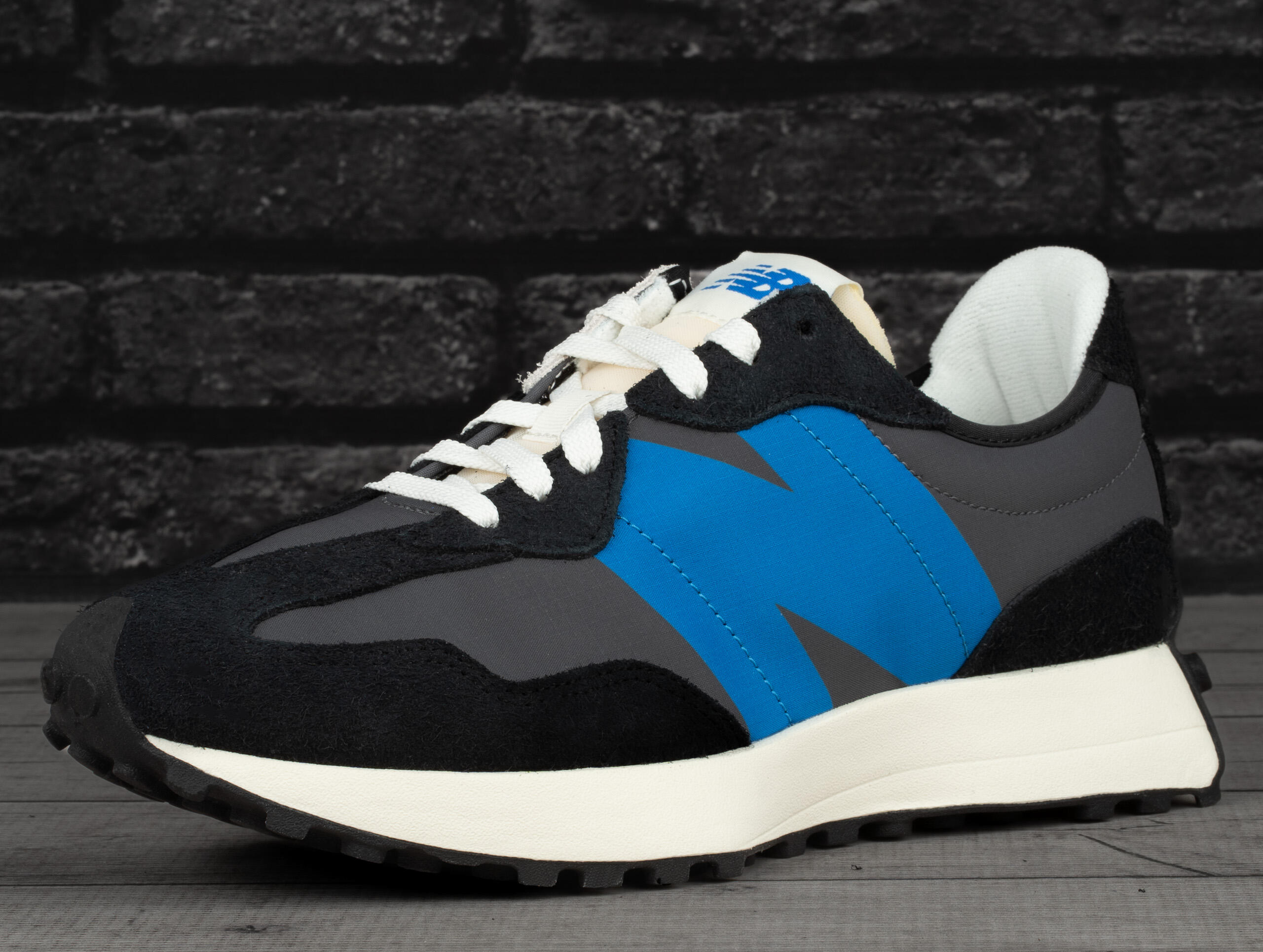 Buty męskie sneakersy New Balance U327VB 3/7