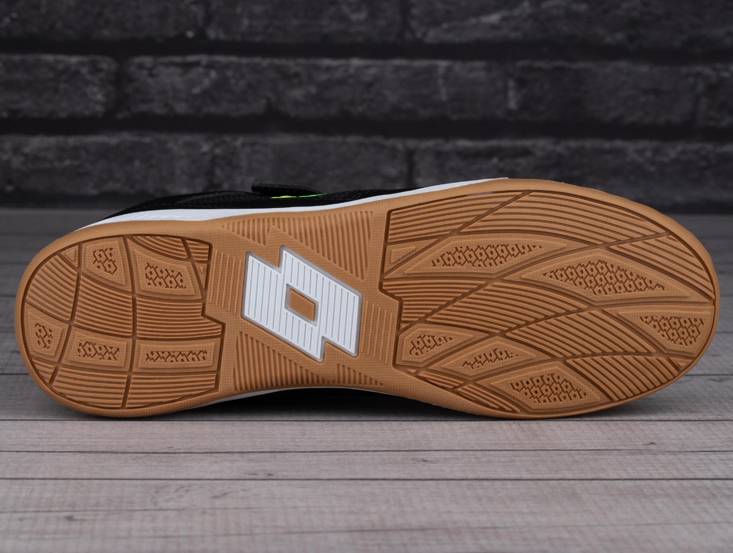 Buty dziecięce sportowe Lotto WHIZZER K 5/7