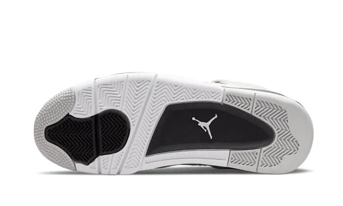Air Jordan 4 Military Black 4/4