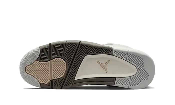 Jordan 4 Retro SE Craft Photon Dust 4/4