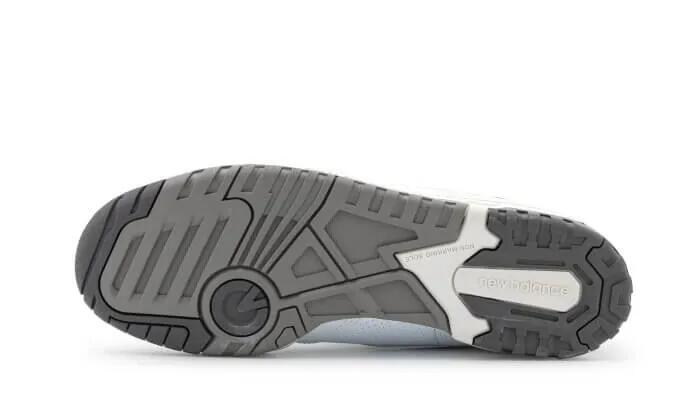 550 White Dark Grey 3/3