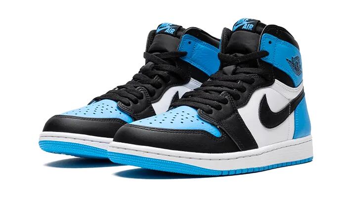 Air Jordan 1 Retro High OG UNC Toe (2023) - Taille : 35.5 EU 2/4