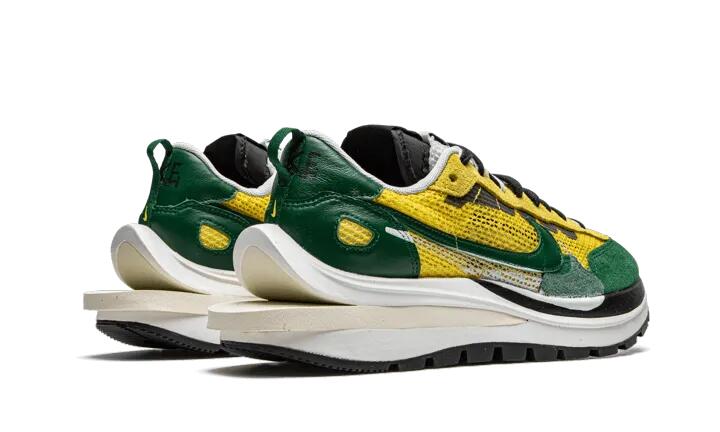 Zapatos running - Vaporwaffle Sacai - Tour Yellow/Stadium Green 3/4
