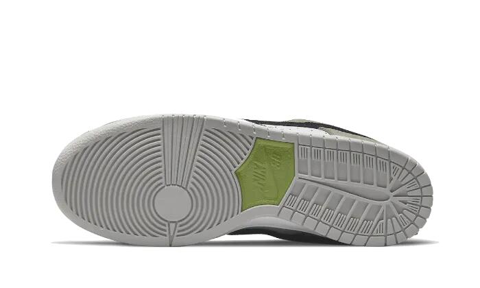 Nike SB Dunk Low Chlorophyll 3/3
