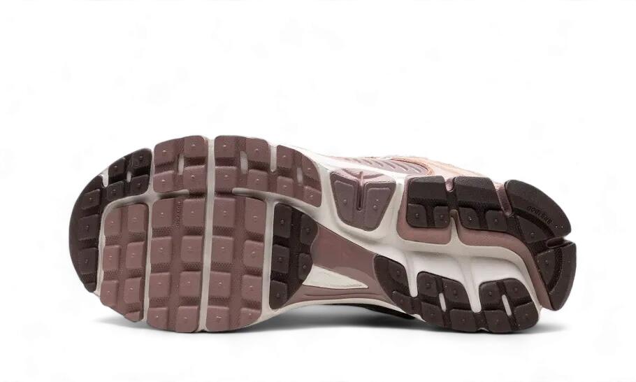 Nike Zoom Vomero 5 Dusted Clay 4/4