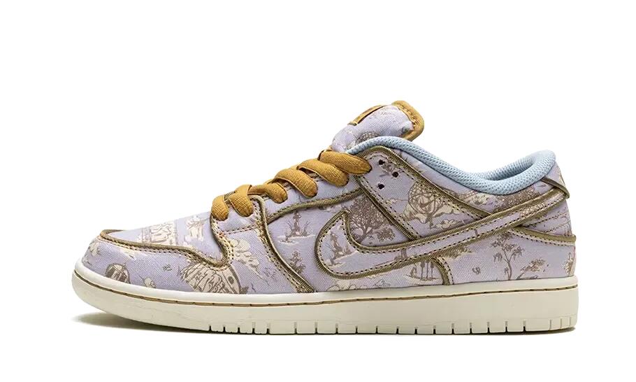 NIKE picture