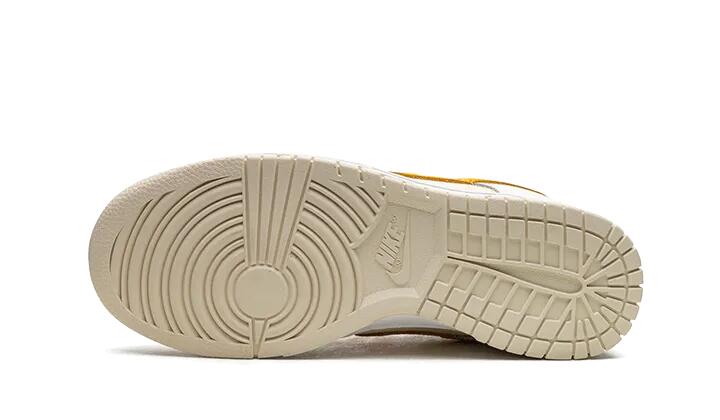 Dunk Low Sundial 4/4