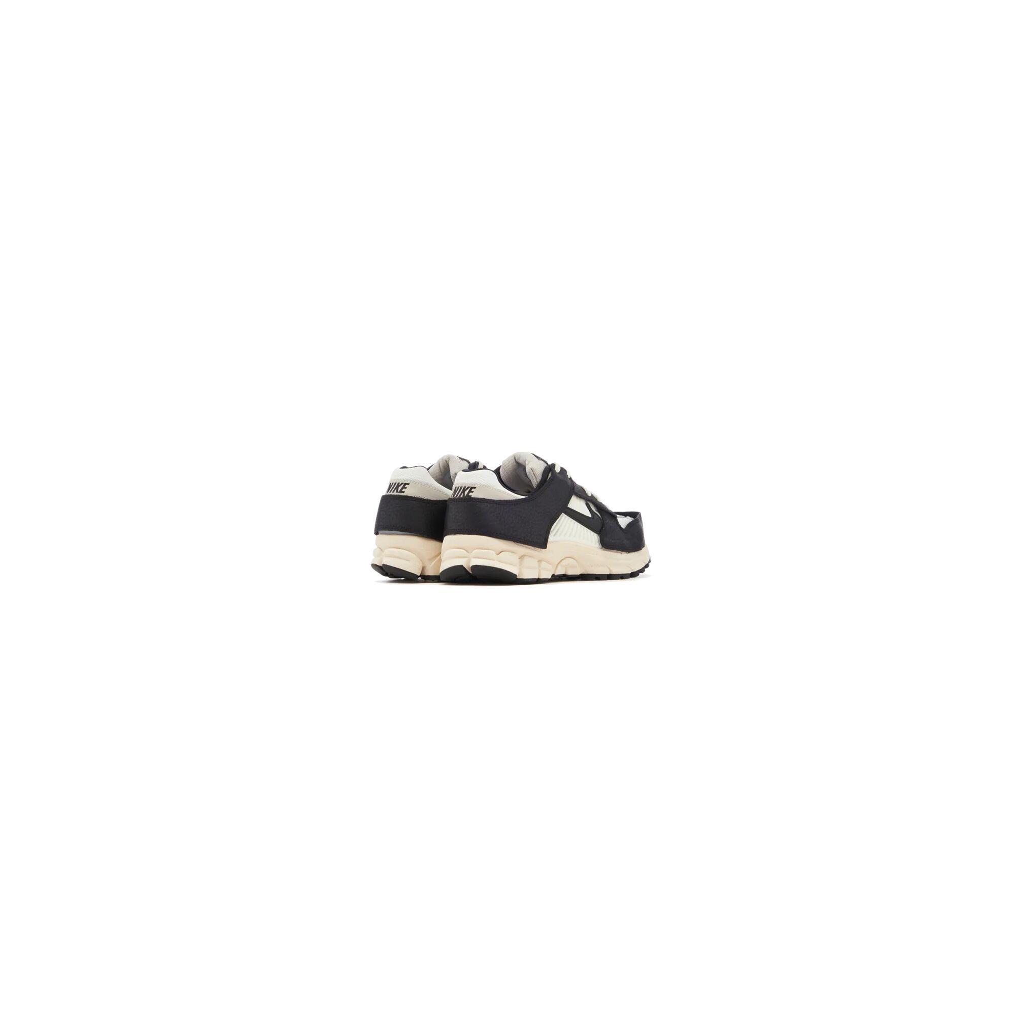 Zoom Vomero 5 Timeless Panda Dunk