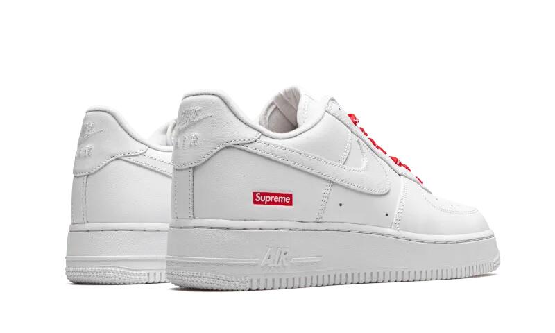 Air Force 1 Low White Supreme 3/4