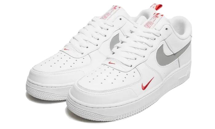 Air Force 1 Low White Red Mini Swoosh - Taille : 43 EU 2/3