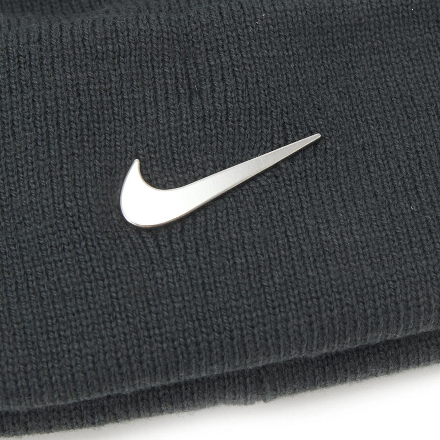Czapka zimowa Nike PEAK METAL SWOOSH 3/4