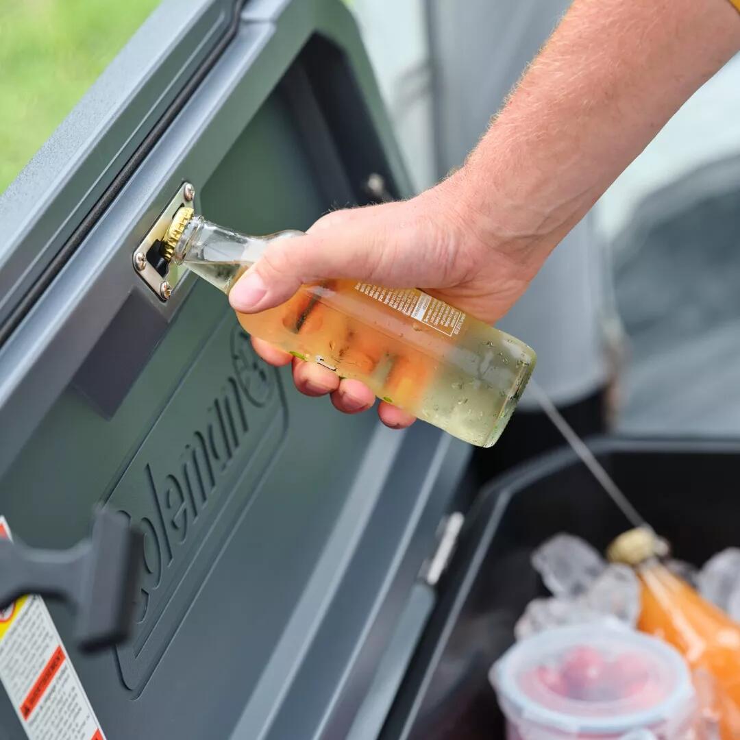 Passive tragbare Kühlbox Convoy 65 QT mit Rollen 29L Coleman 7/7