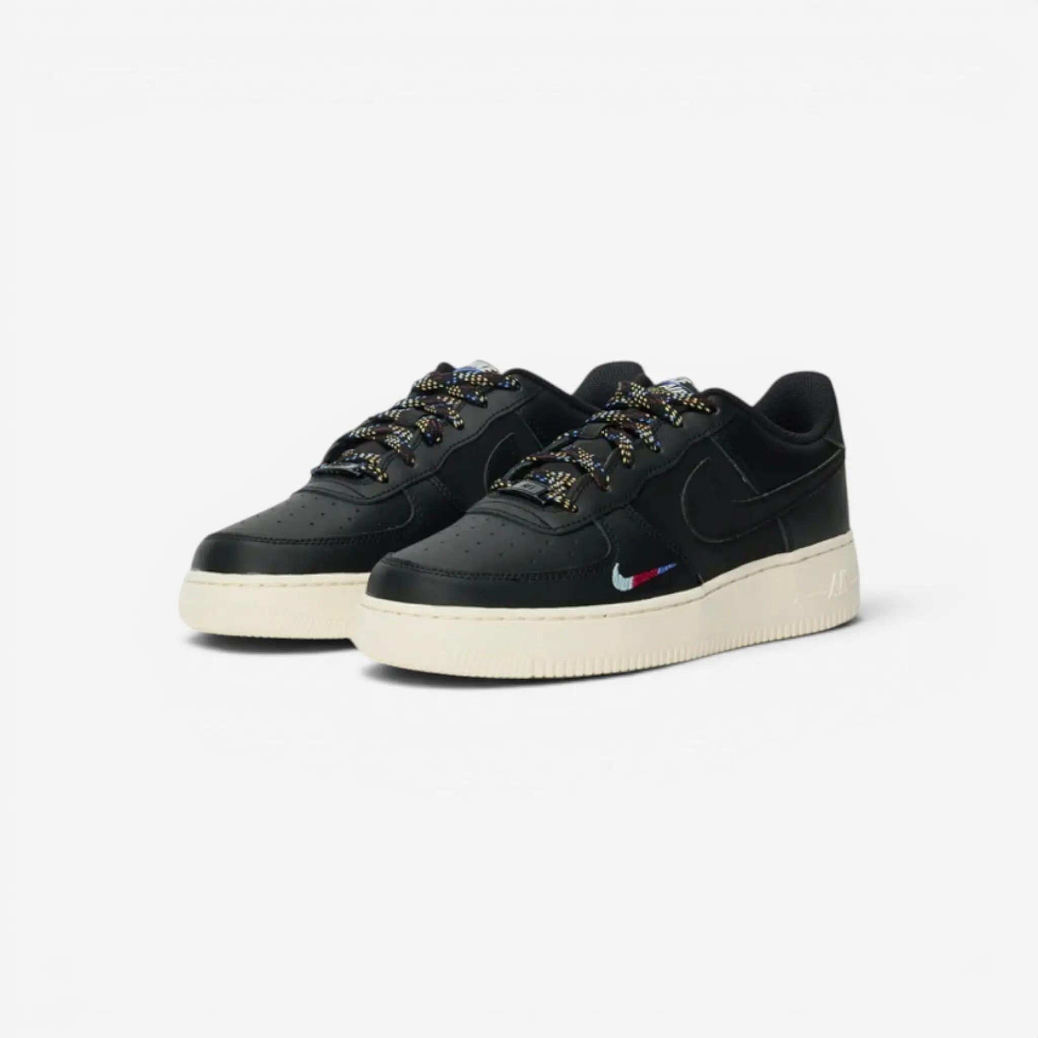 Nike Air Force 1 Lv8 (GS) "Black Saturn Gold" 2/3