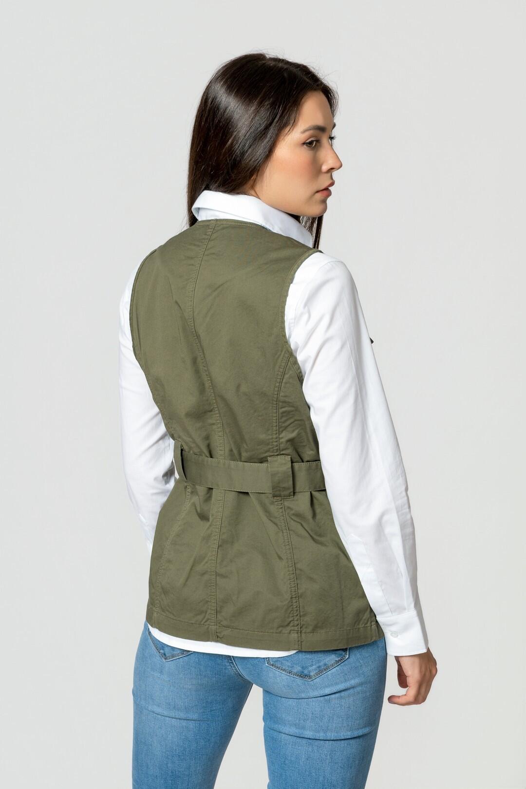 CHALECO SAHARIANA 4 BOLSILLOS VERDE KAKI 4/4