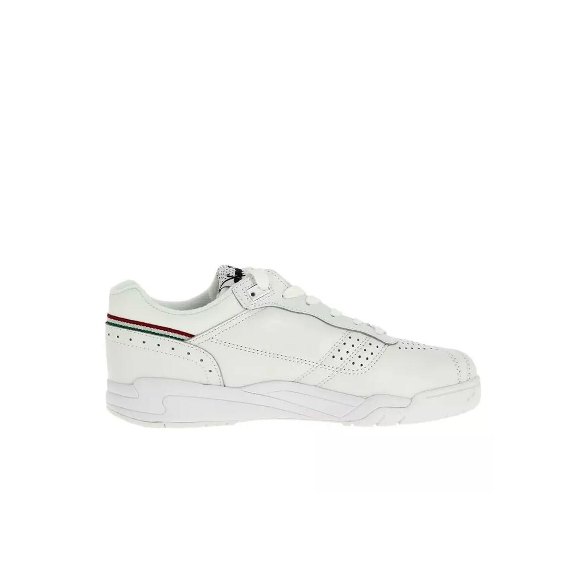 DIADORA picture