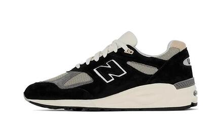 990 v2 Made In USA Black - Taille : 38.5 EU