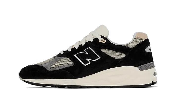 NEW BALANCE picture