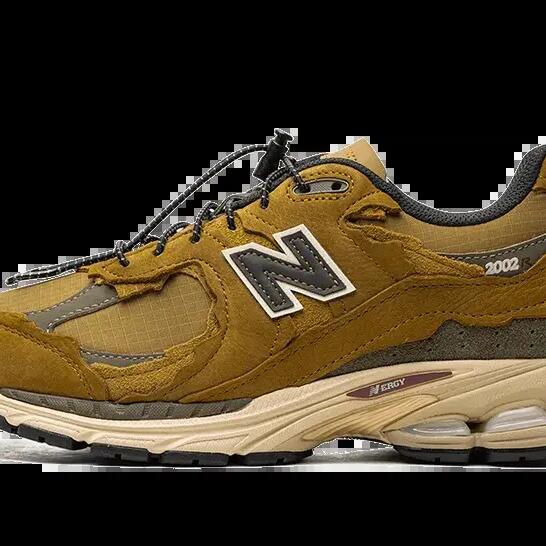 Outdoor shoes - 2002R Protection Pack - High Desert/Dark Moss-Black