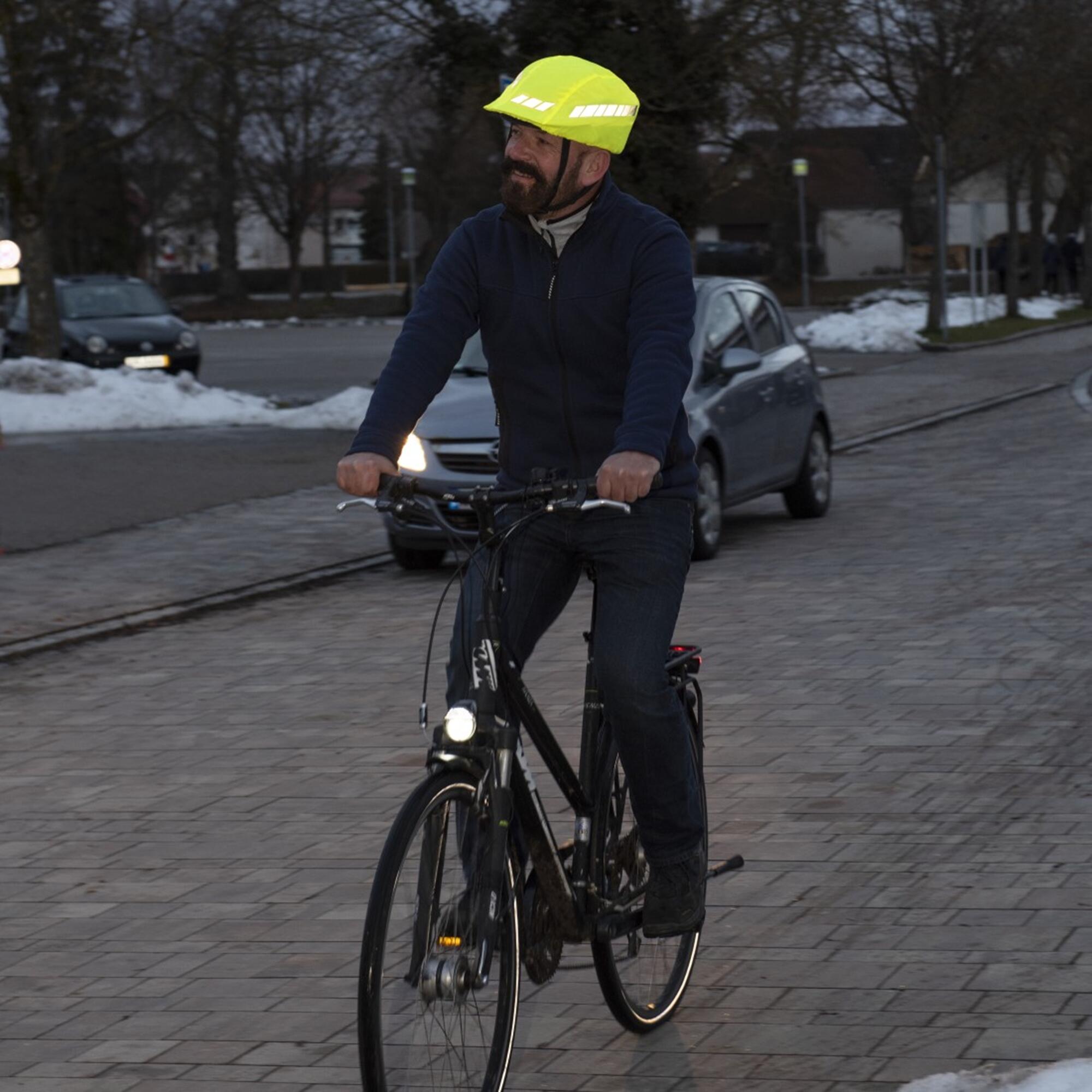 HAMA Helmüberzug für Fahrradhelme, reflektierend, neongelb 3/3