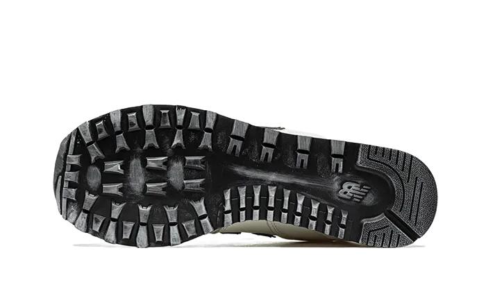 Schoenen - lifestyle - unisex - 574 conversations amongst us - zilver 3/3