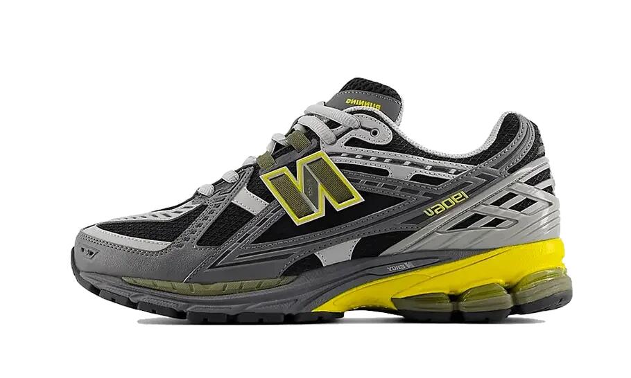 NEW BALANCE picture