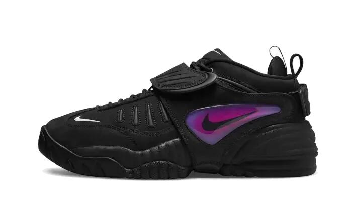 NIKE picture