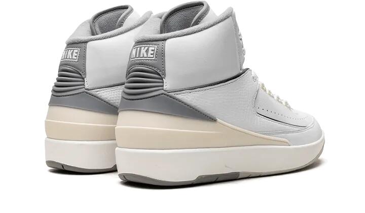 Air Jordan 2 Cement Grey - Taille : 40 EU 3/4