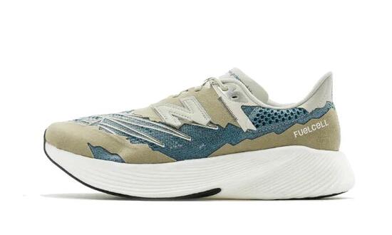 Zapatillas - Running - Unisex - Carbono - FuelCell RC Elite v2